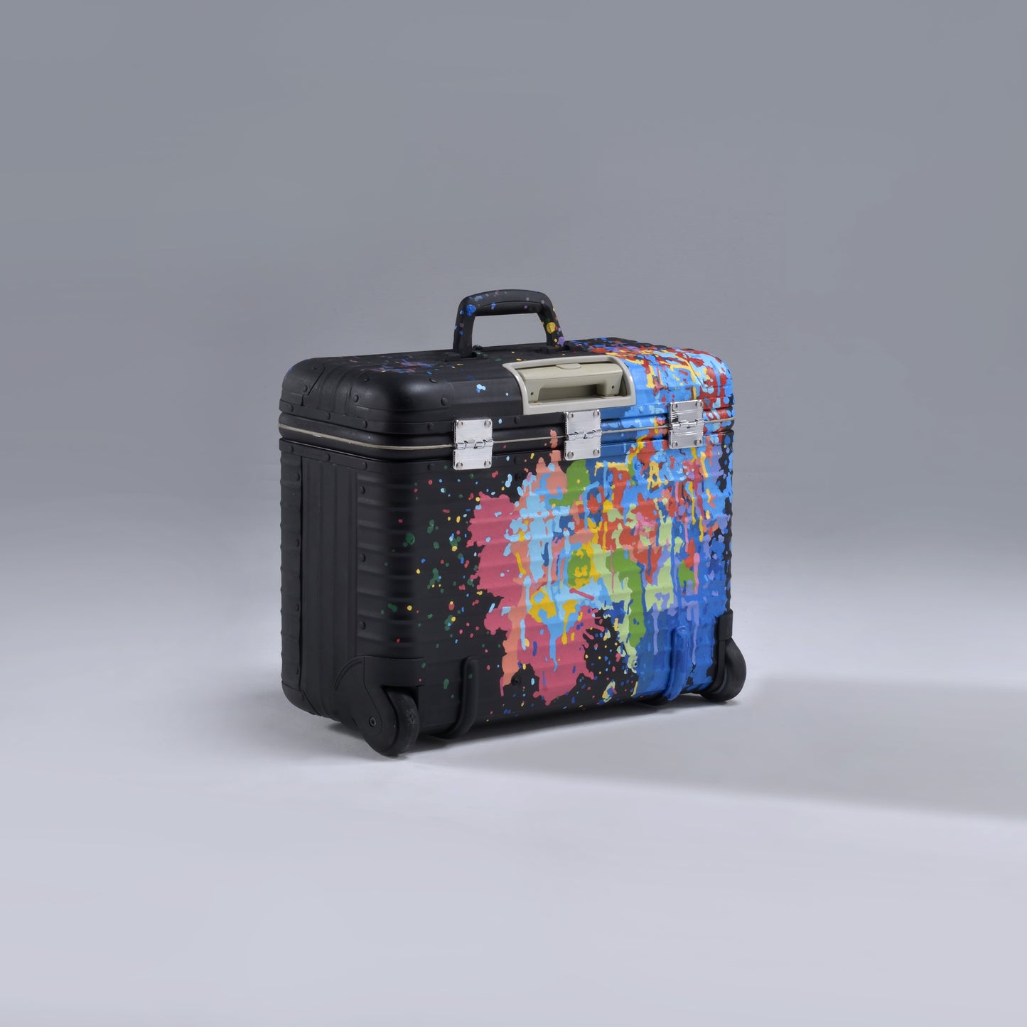 COLASA x OSK's Artistic Aluminum Case