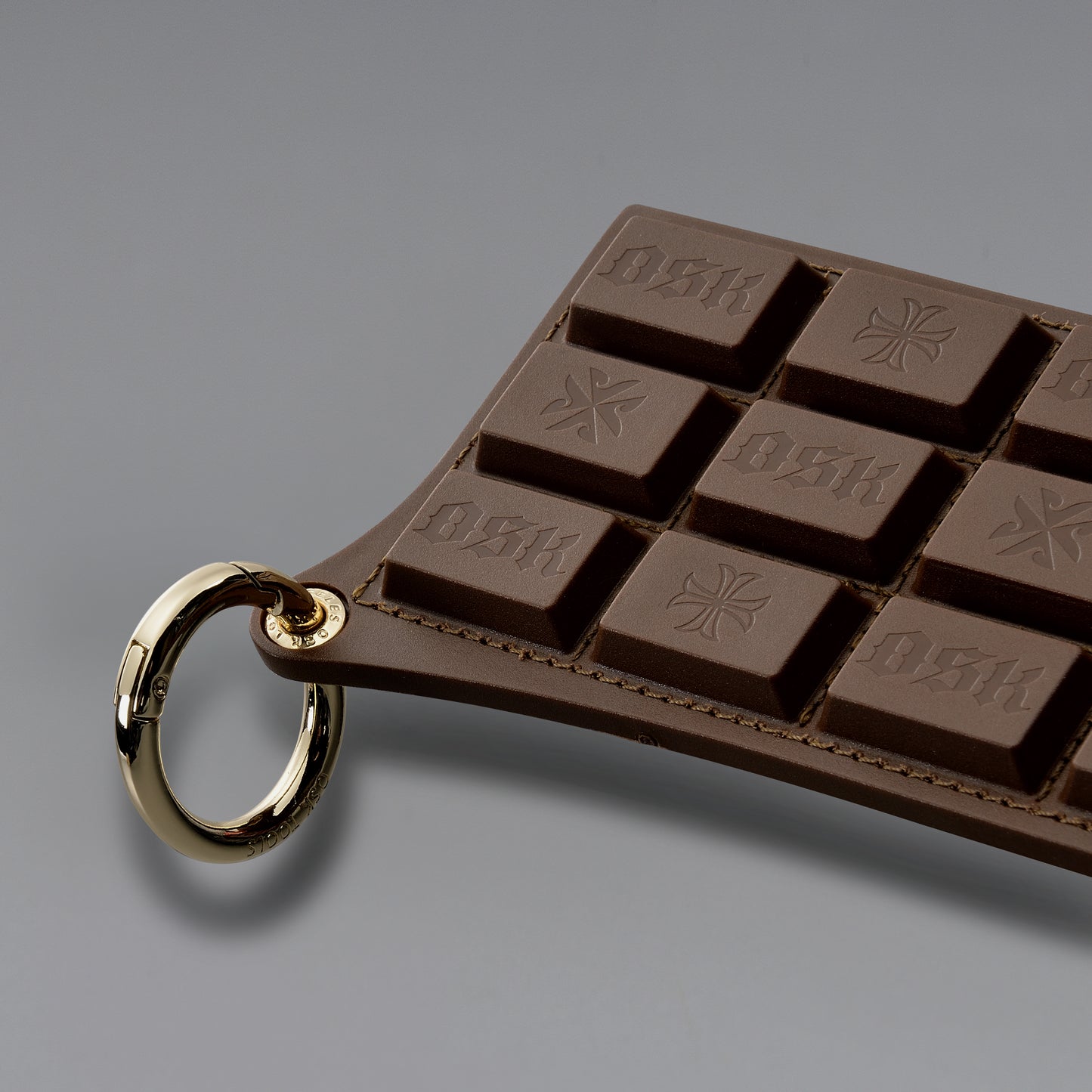 OSK MAGNETIC CHOCOLATE KEYRING