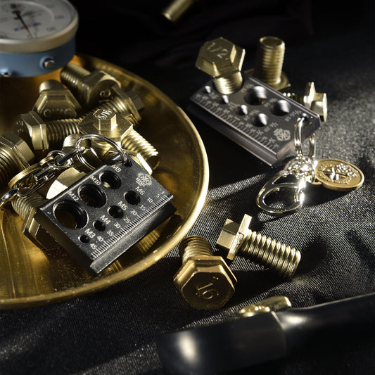 Simple Fastener Gauge Metric Keychain