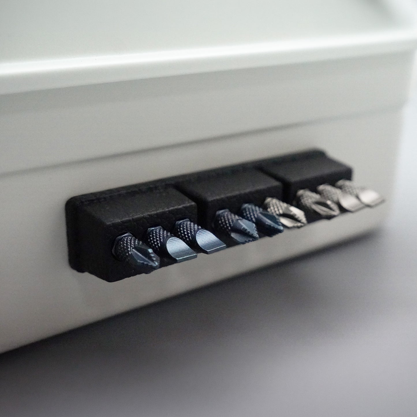 OSK Magnetic Bit Dock